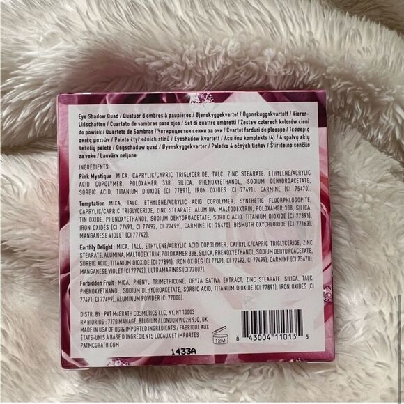 PAT MCGRATH LABS Divine Rose Luxe Eyeshadow Palette: Eternal Eden - Picture 7 of 8